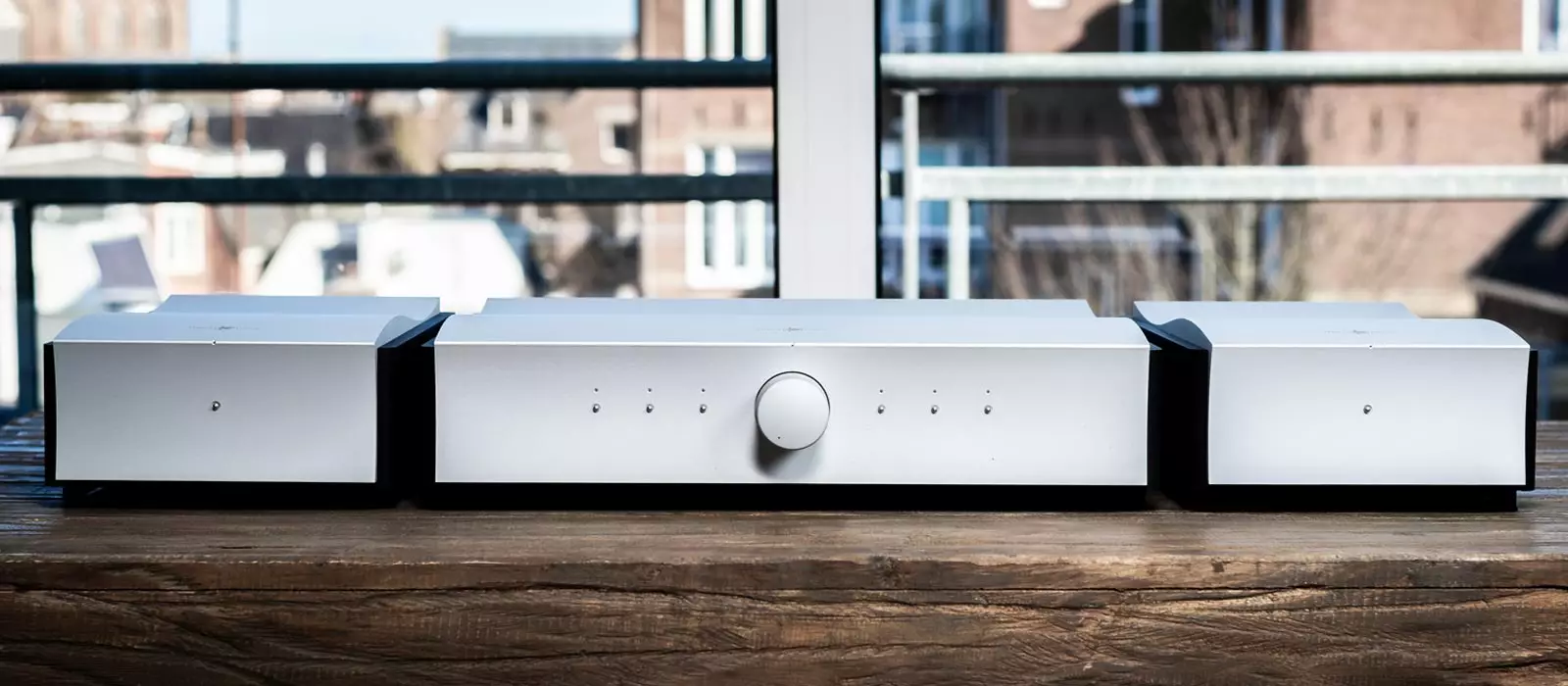 Mola Mola Makua Preamp